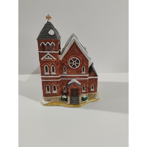 Church on Main Street from the Lefton Colonial Village collection, Antique Model - Picture 16 of 16